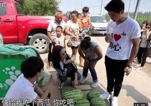 胖大姐摘西瓜吃瓜,甜蜜滋味，欢乐共享